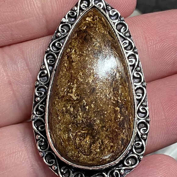 Natural Bronzite Crystal Stone Jewelry Pendant - Picture 4 of 7